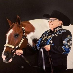 Meet your Posher, Cindy